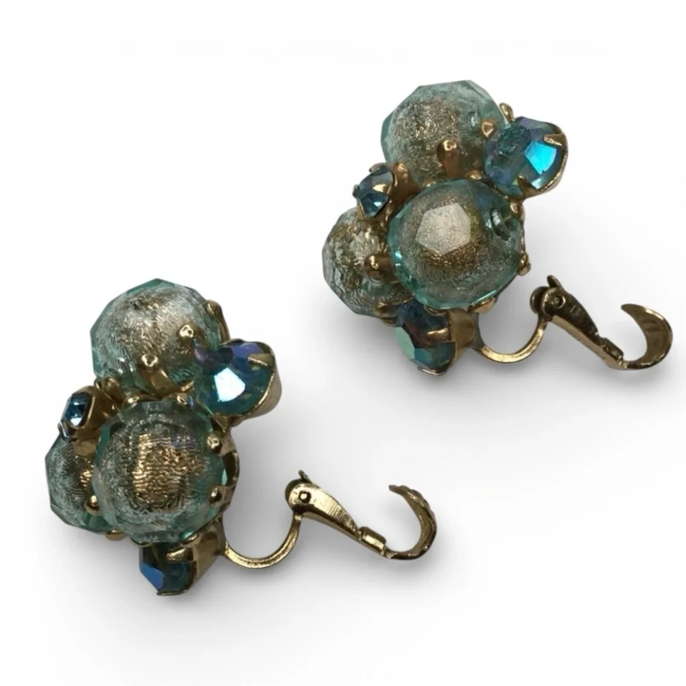 Reserved -Vintage Signed VOGUE Cluster Earrings Gold Tone, Blue & AB Rhinestones - Picture 10 of 12